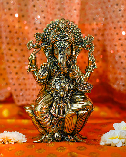 Ganesha standing